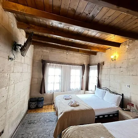 Mustafa Bey Konagi מלון 2*