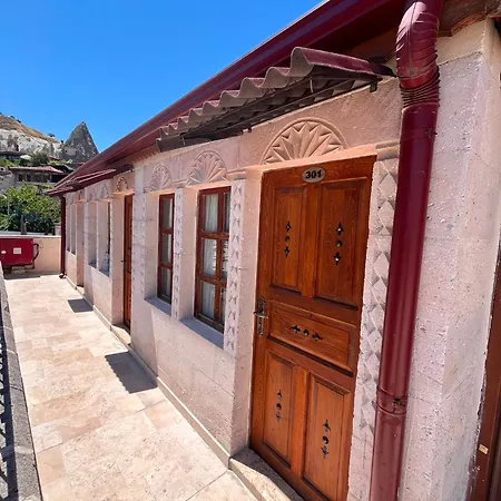Mustafa Bey Konagi מלון 2*