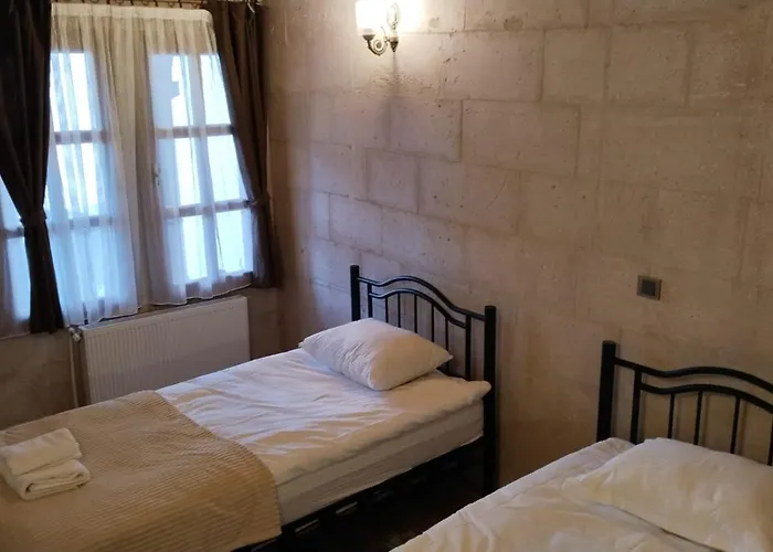 Mustafa Bey Konagi מלון