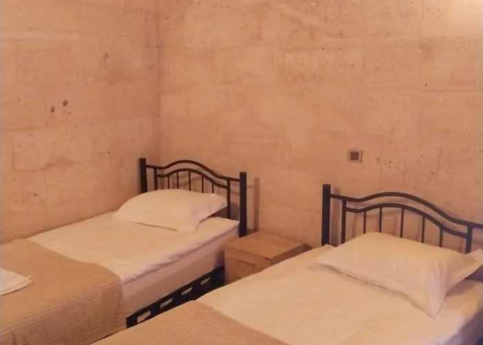 Mustafa Bey Konagi מלון 2*