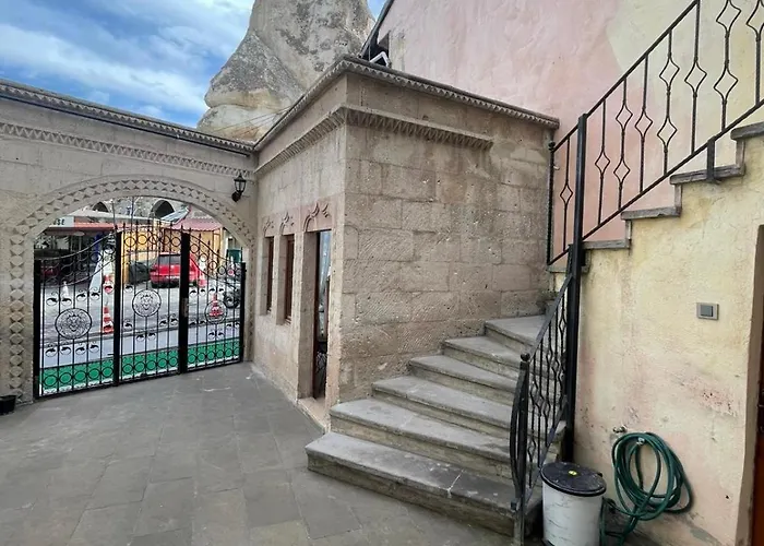 Mustafa Bey Konagi מלון גורמה